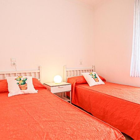 Aquarium - Only Families Apartman Cambrils Kültér fotó